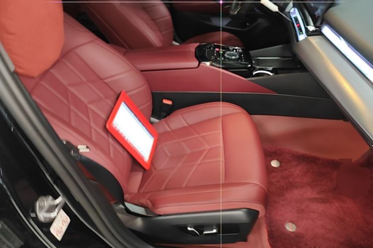 Used BMW 5 Series 2024 530Li Leading Model M Sport Package Right Front Seat