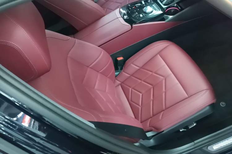 Used BMW 5 Series 2024 530Li Leading Model M Sport Package Right Front Seat