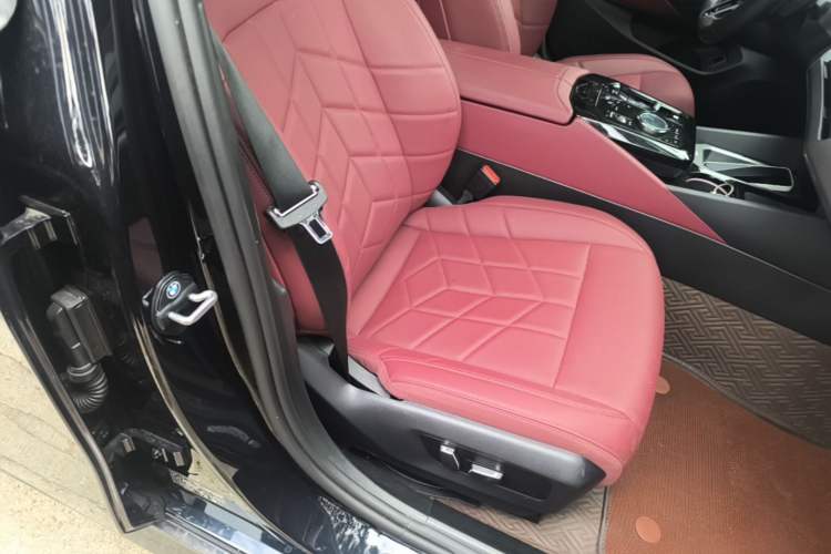 Used BMW 5 Series 2024 530Li Leading Model M Sport Package Right Front Seat