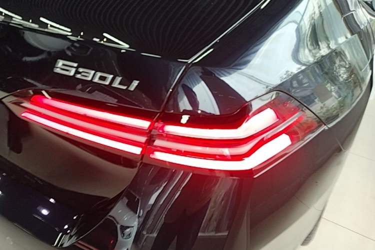 Used BMW 5 Series 2024 530Li Leading Model M Sport Package Right Rear Taillight