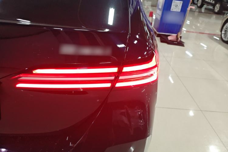 Used BMW 5 Series 2024 530Li Leading Luxury Package Right Rear Taillight