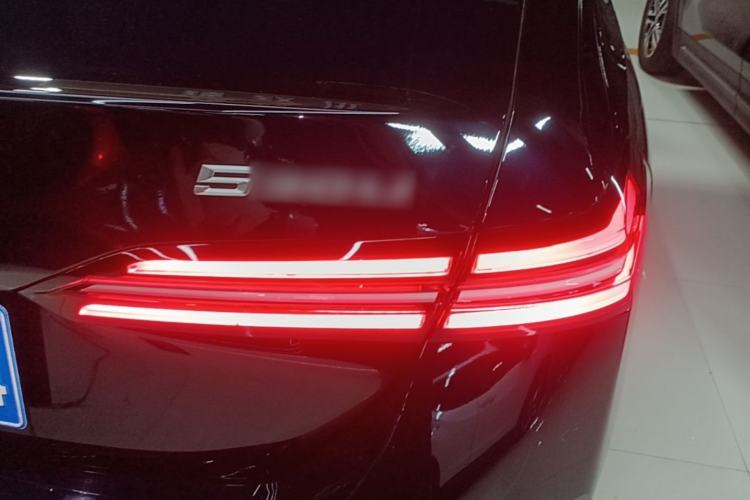 Used BMW 5 Series 2024 530Li Leading Model M Sport Package Right Rear Taillight