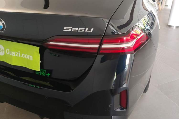 Used BMW 5 Series 2024 525Li M Sport Package Right Rear Taillight