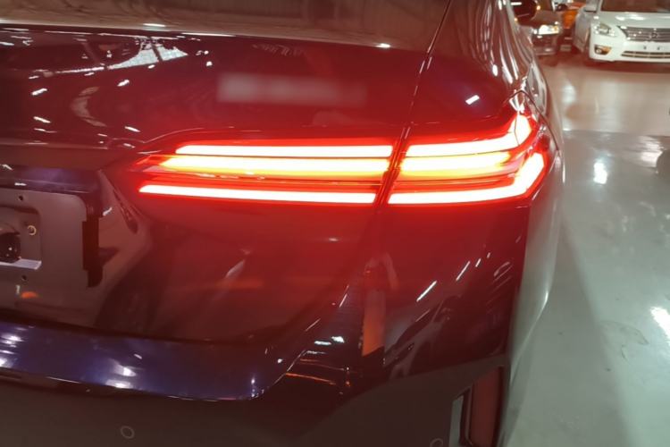 Used BMW 5 Series 2024 530Li Luxury Edition M Sport Package Right Rear Taillight