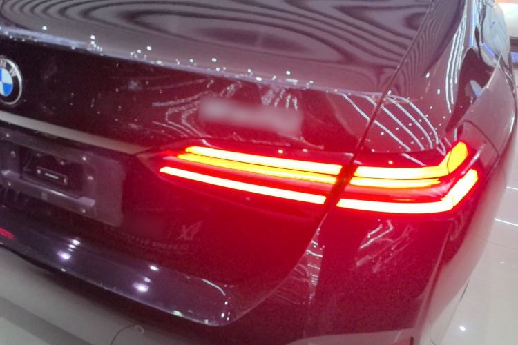 Used BMW 5 Series 2024 530Li Leading Model M Sport Package Right Rear Taillight