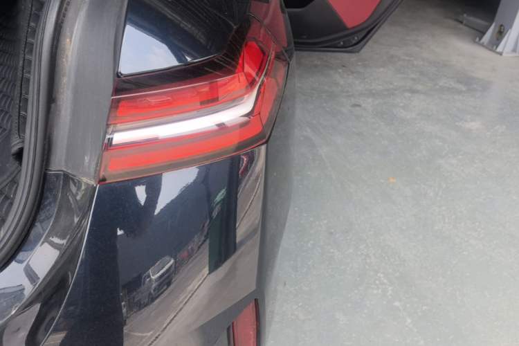 Used BMW 5 Series 2024 525Li M Sport Package Right Rear Taillight