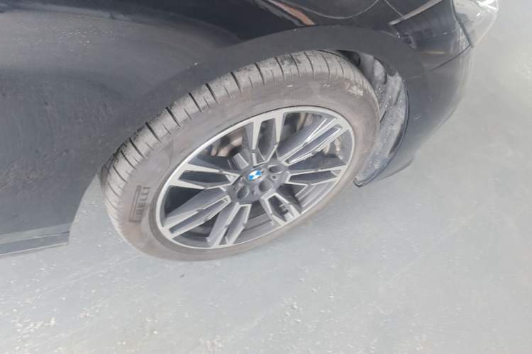Used BMW 5 Series 2024 525Li M Sport Package Right Rear Wheel Hub
