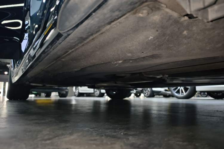 Used BMW 5 Series 2024 530Li Leading Model M Sport Package Right Side Sill