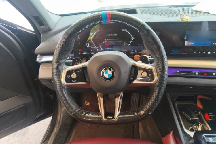 Used BMW 5 Series 2024 530Li Luxury Edition M Sport Package Steering Wheel