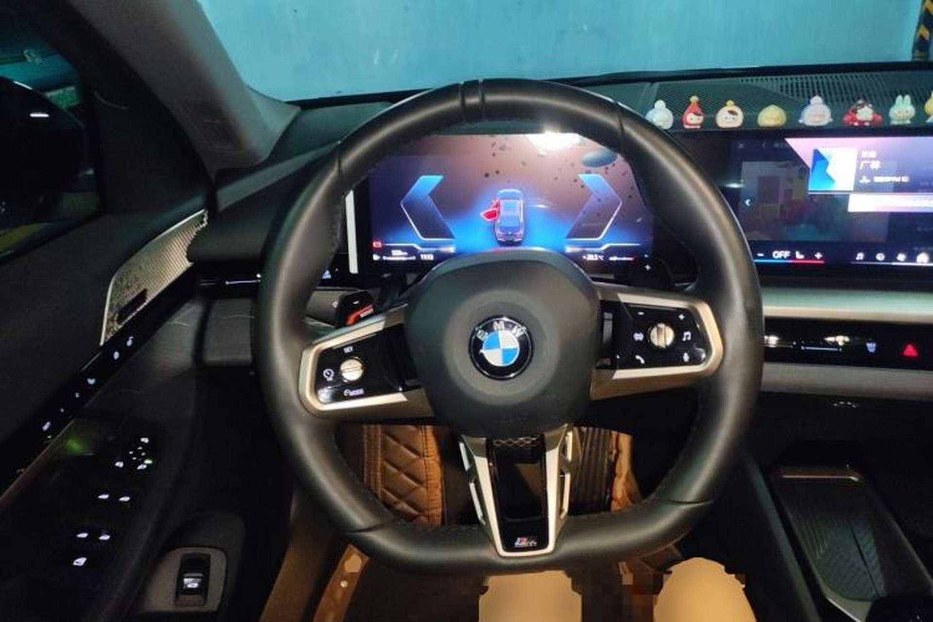 Used BMW 5 Series 2024 525Li M Sport Package Steering Wheel