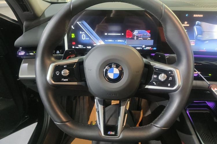 Used BMW 5 Series 2024 525Li M Sport Package Steering Wheel