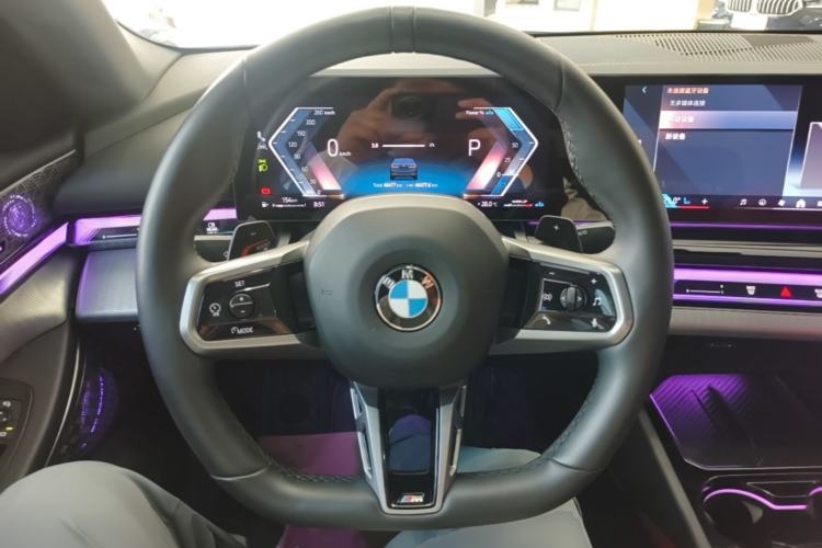 Used BMW 5 Series 2024 525i M Sport Package Steering Wheel