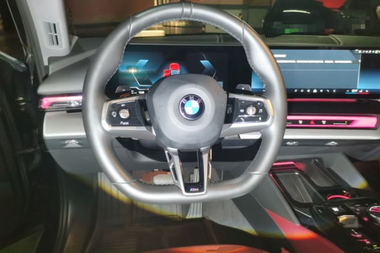 Used BMW 5 Series 2024 530Li Leading Model M Sport Package Steering Wheel