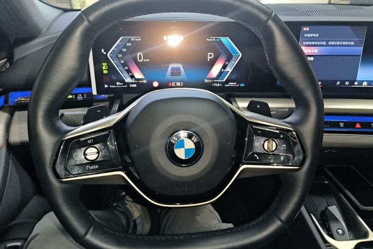Used BMW 5 Series 2024 530Li Luxury Package Premium Edition Steering Wheel