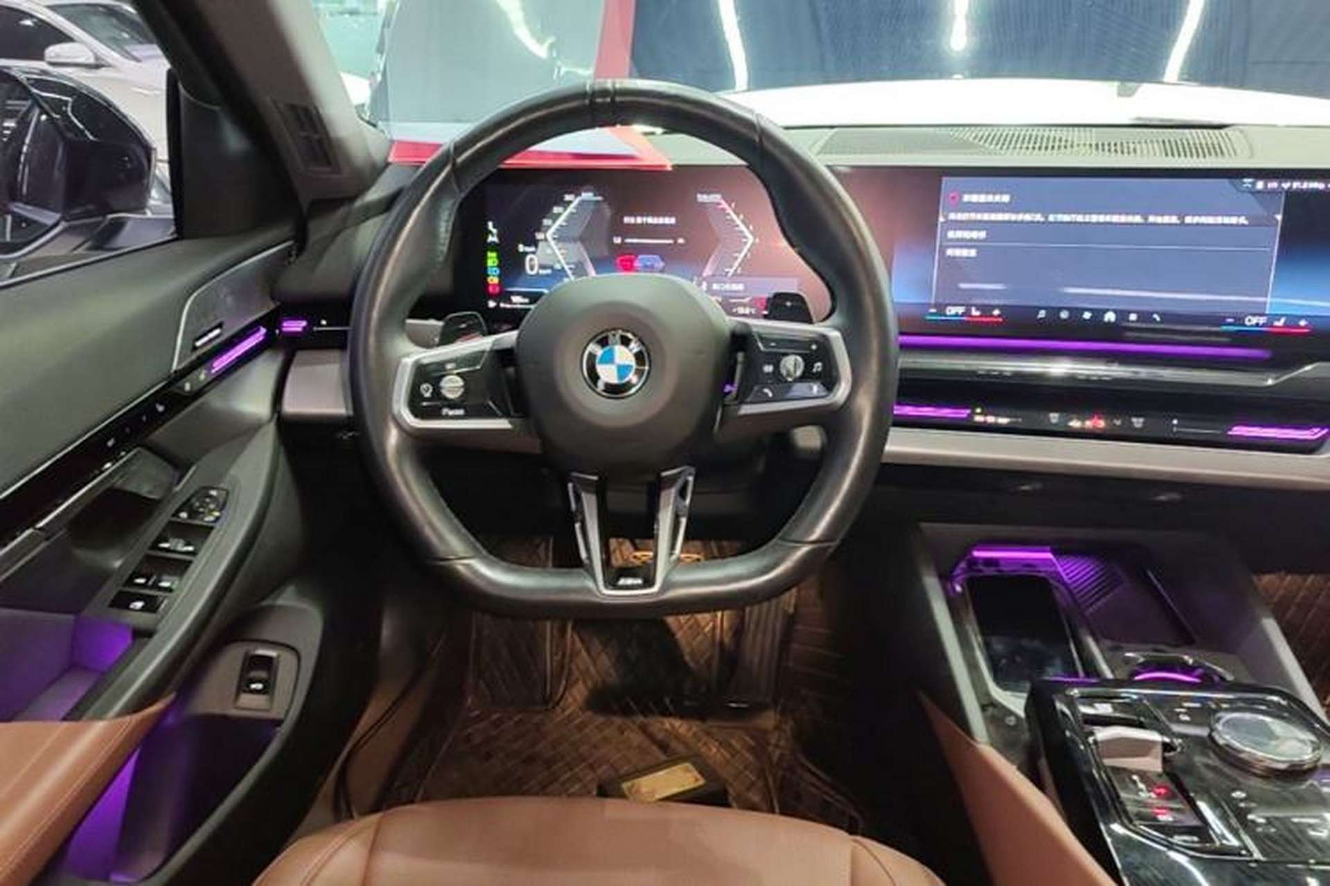 Used BMW 5 Series 2024 525Li M Sport Package Steering Wheel