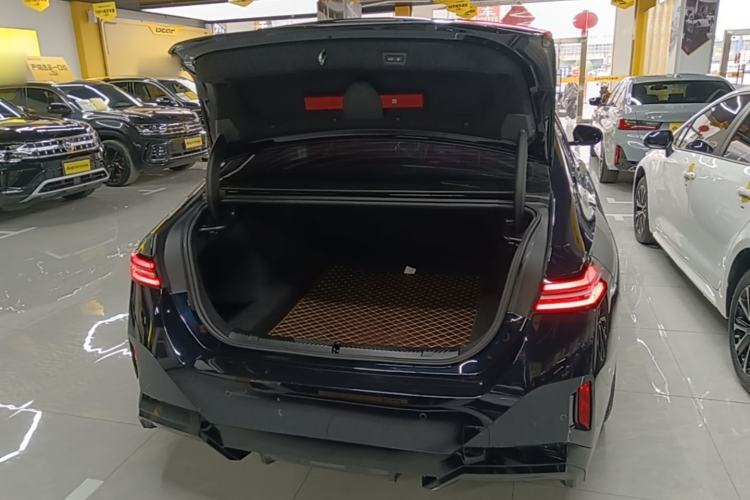 Used BMW 5 Series 2024 530Li Leading Model M Sport Package Trunk