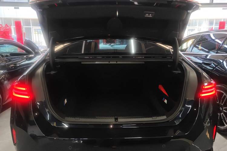 Used BMW 5 Series 2024 530Li Leading Model M Sport Package Trunk