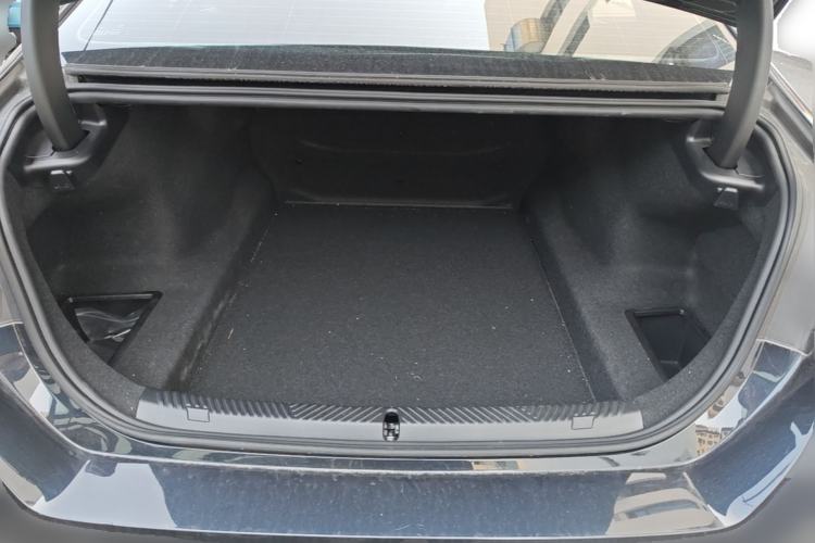 Used BMW 5 Series 2024 530Li Leading Model M Sport Package Trunk