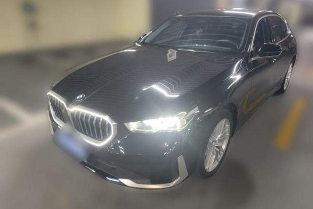 Used BMW 5 Series 2024 525Li Luxury Package