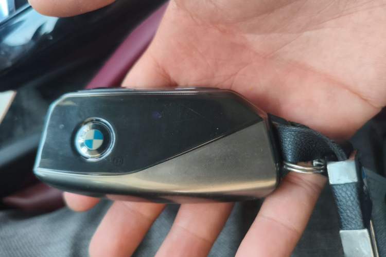 Used BMW 5 Series 2024 530Li Luxury Edition M Sport Package Vehicle Key
