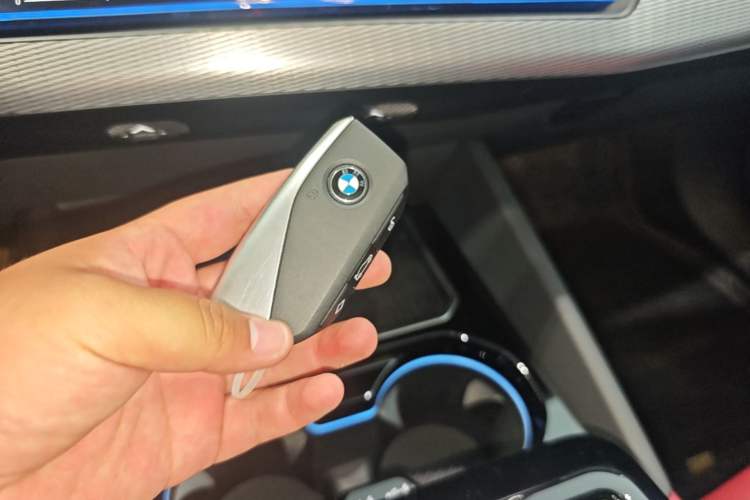 Used BMW 5 Series 2024 530Li Leading Luxury Package Vehicle Key