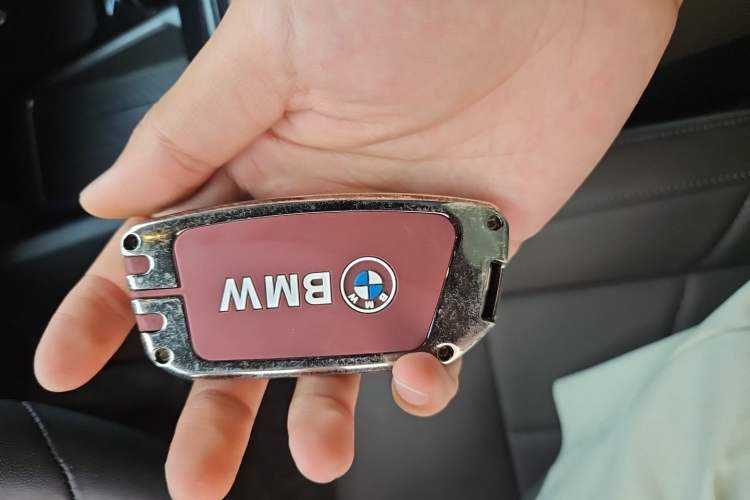 Used BMW 5 Series 2024 530Li Luxury Edition M Sport Package Vehicle Key