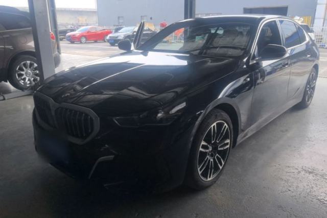 Used BMW 5 Series 2024 525Li M Sport Package