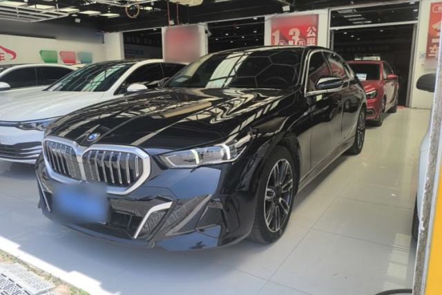 Used BMW 5 Series 2024 530Li Leading Model M Sport Package