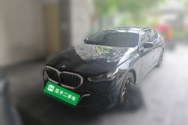 Ojetý BMW 5 Series 2024 530Li Leading Model M Sport Package Guazi used car, China used car export, Used car for sale, Used  cars, Cheapest cars for sale