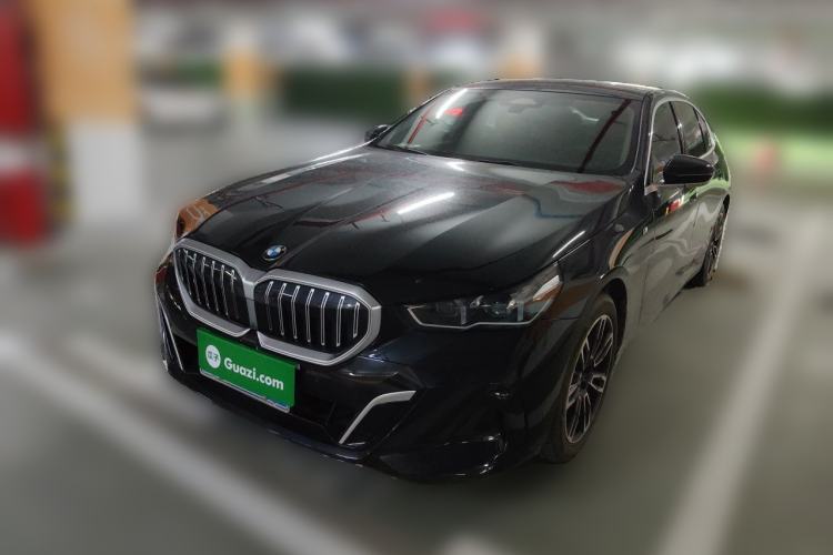 BMW 5 Series 2024 525Li M Sport Package