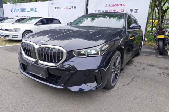 Used BMW 5 Series 2024 530Li Leading Model M Sport Package