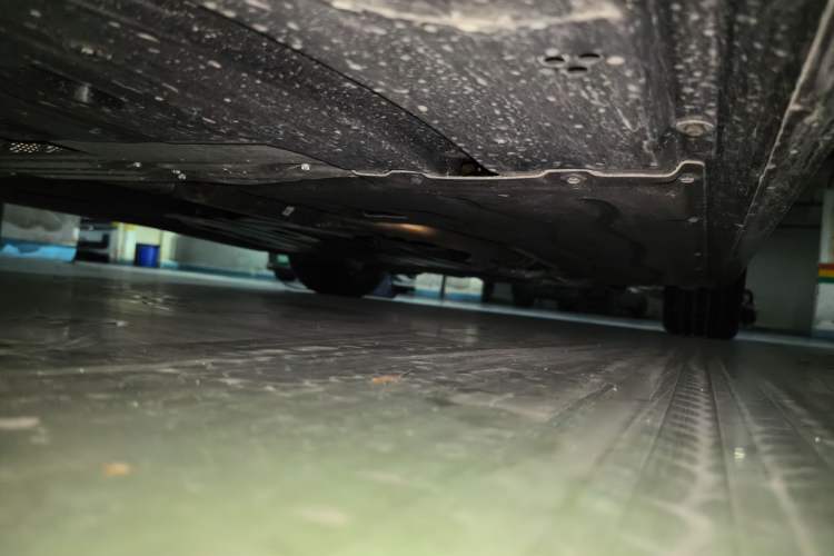 Used BMW 5 Series 2024 525i M Sport Package Chassis Front Left