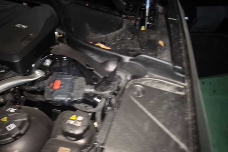 Used BMW 5 Series 2024 525i M Sport Package Engine Bay Left