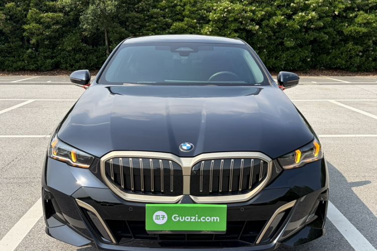 Used BMW 5 Series 2024 530Li Leading Model M Sport Package Exterior 5