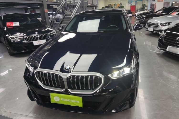 Used BMW 5 Series 2024 530Li Luxury Edition M Sport Package Front