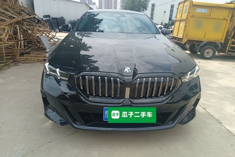 Used BMW 5 Series 2024 525Li M Sport Package Front