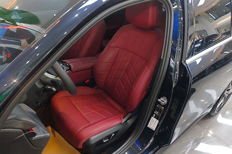 Used BMW 5 Series 2024 530Li Leading Luxury Package Left Front Seat