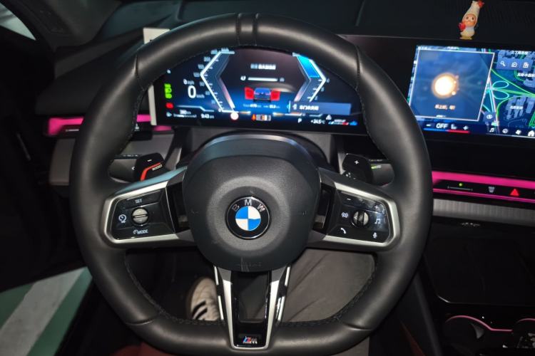 Used BMW 5 Series 2024 525i M Sport Package Steering Wheel
