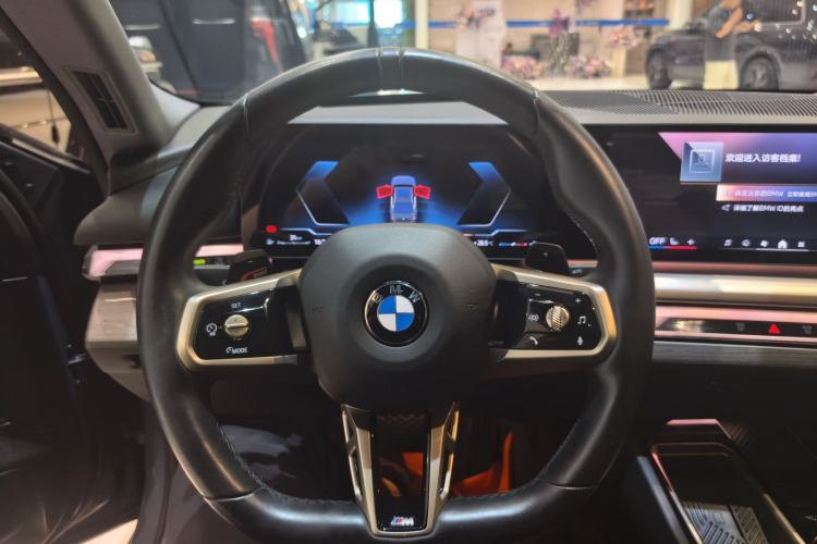 Used BMW 5 Series 2024 530Li Luxury Edition M Sport Package Steering Wheel