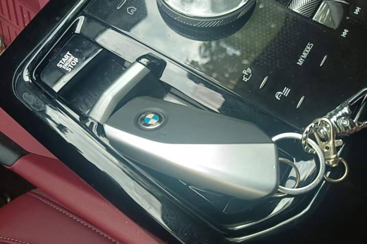 Used BMW 5 Series 2024 525Li M Sport Package Vehicle Key