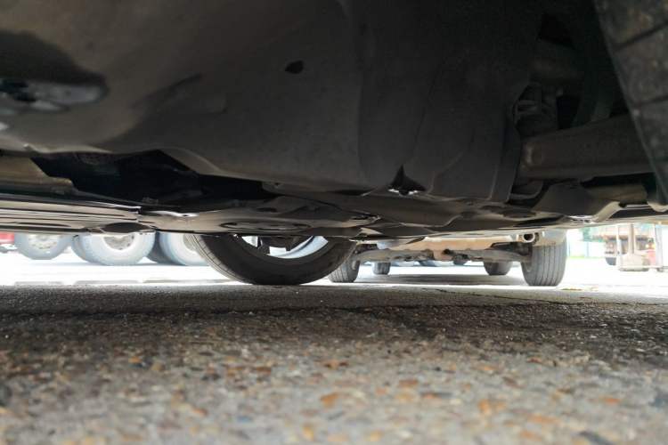 Used BMW 5 Series 2024 530Li Leading Luxury Package Chassis Front Right