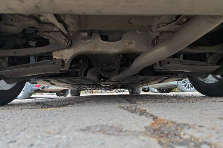 Used BMW 5 Series 2024 530Li Leading Luxury Package Chassis Rear
