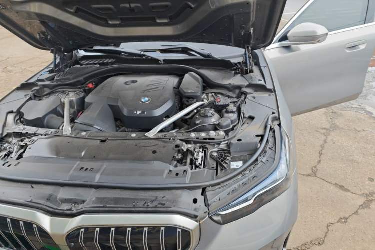 Used BMW 5 Series 2024 530Li Leading Luxury Package Engine Bay Left
