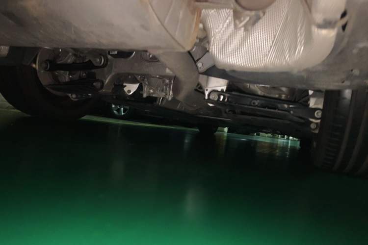 Used BMW 5 Series 2024 530Li Leading Model M Sport Package Chassis Rear Right