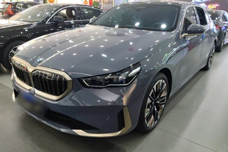 Used BMW 5 Series 2024 530Li Luxury Package Premium Edition Guazi used car, China used car export, Used car for sale, Used  cars, Cheapest cars for sale