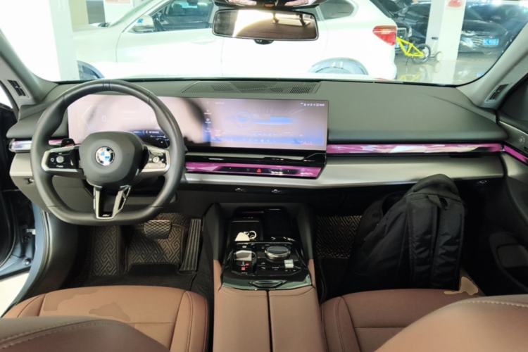 Used BMW 5 Series 2024 530Li Leading Model M Sport Package Center Console