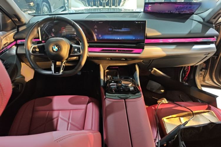 Used BMW 5 Series 2024 530Li Leading Model M Sport Package Center Console