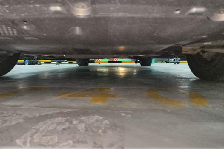 Used BMW 5 Series 2024 530Li Leading Model M Sport Package Chassis Front