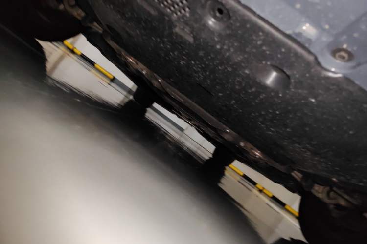 Used BMW 5 Series 2024 530Li Luxury Edition M Sport Package Chassis Front