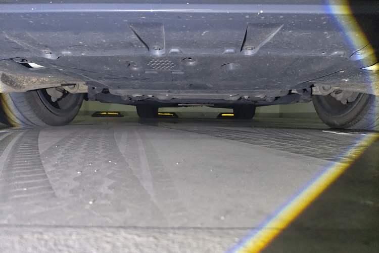 Used BMW 5 Series 2024 530Li Luxury Edition M Sport Package Chassis Front